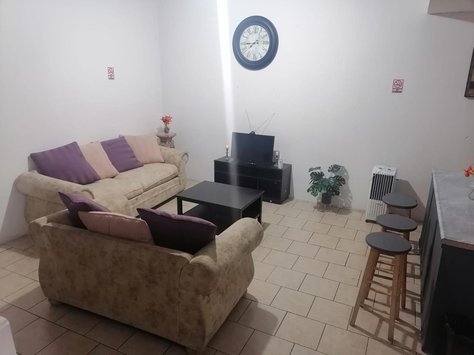 הוילה סיודאד חוארס Casa Amplia מראה חיצוני תמונה